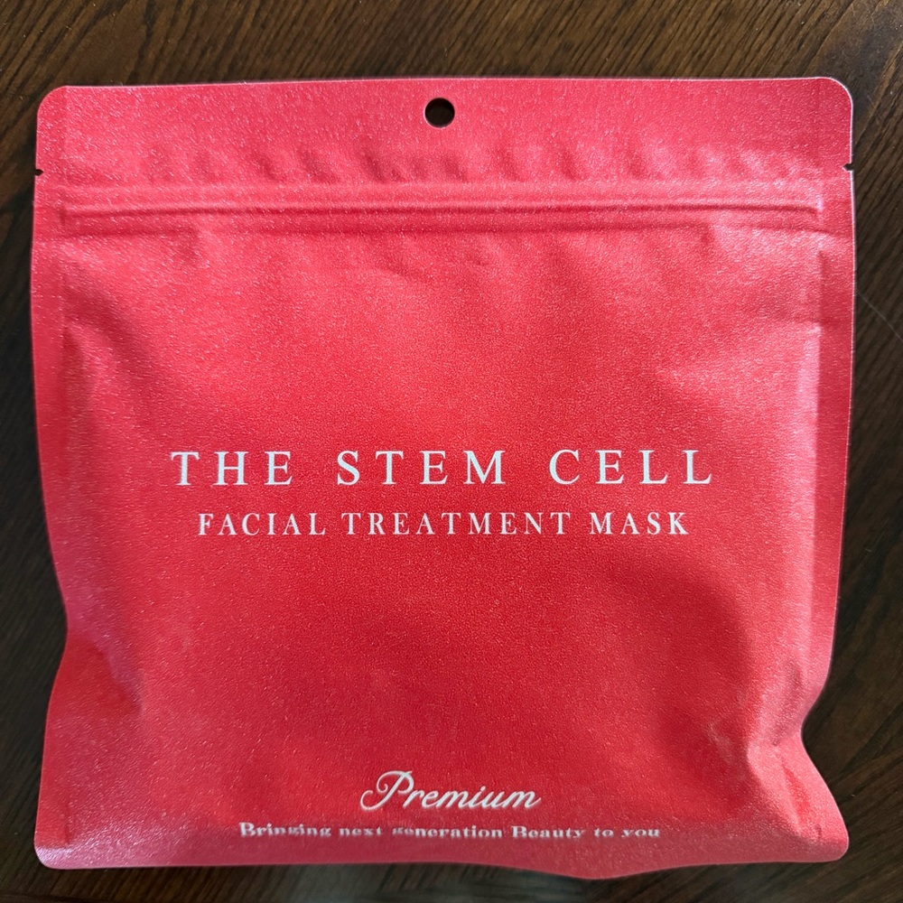 The Stem Cell Facial Treatment Mask